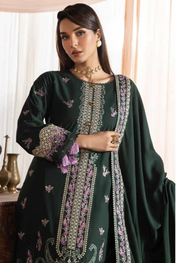 EshaIsha embroidered Pakistani designer outfit with luxe lawn and net fabric, modern cuts