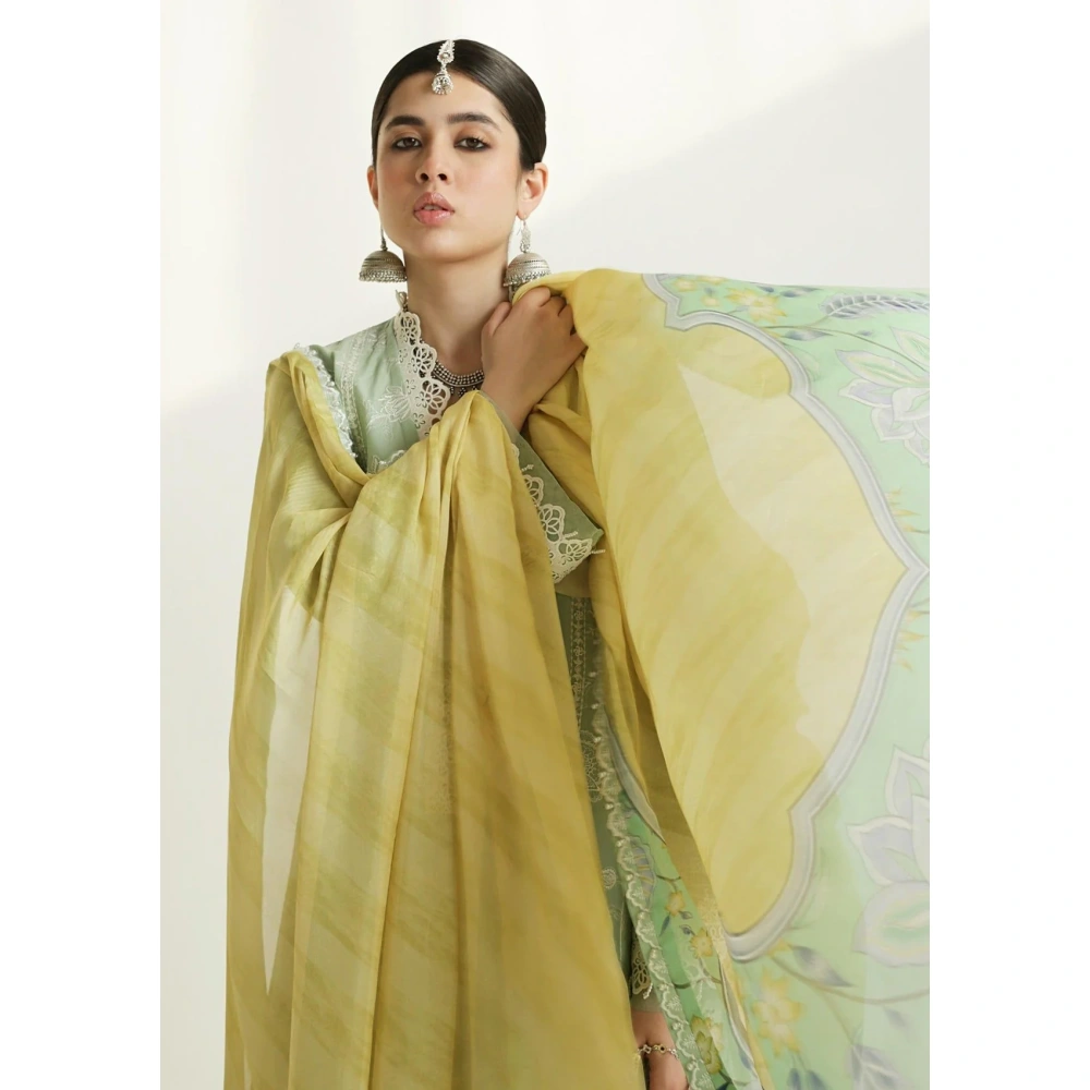 zara shajahan. 3 piece unstiched suit, green, mahi 1b. front view dupatta