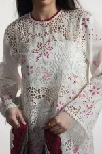 Zara shahjahan , satori lawn 25’ , 3 PIECE SUIT , unstitched, lawn , WHITE & DEEP RED color , umi-3a, front, kameez