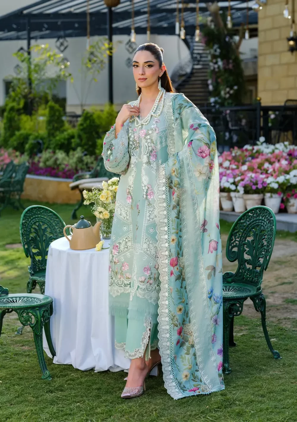 Elaf Premium Luxury Lawn Collection 2025 | ELH-2B ZOYA, 3-piece Pakistani designer lawn suits in the UK- Zee Collections. dupatta border