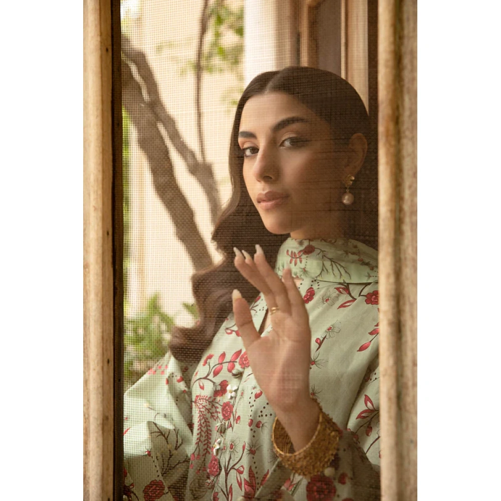 Pakistani clothing brands Maria B M. Basics Unstitched Eid II Lawn 25’, unstitched 3-piece lawn suit, MB-D-12b, neck design