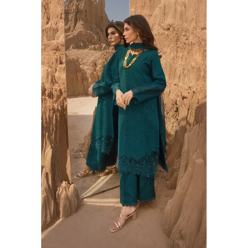 Rang Rasiya Premium Eid Collection 2025 | Zaynah, 3-piece Pakistani designer lawn suits in the UK- Zee Collections. FRONT salwar kameez