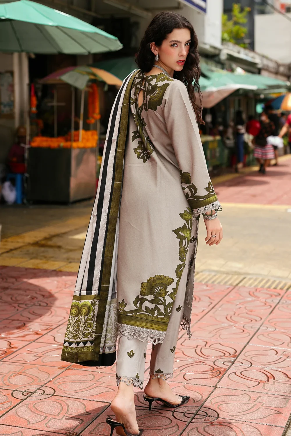 CCW6-03 Charizma Embroidered Linen Suit with Irish Linen Shawl