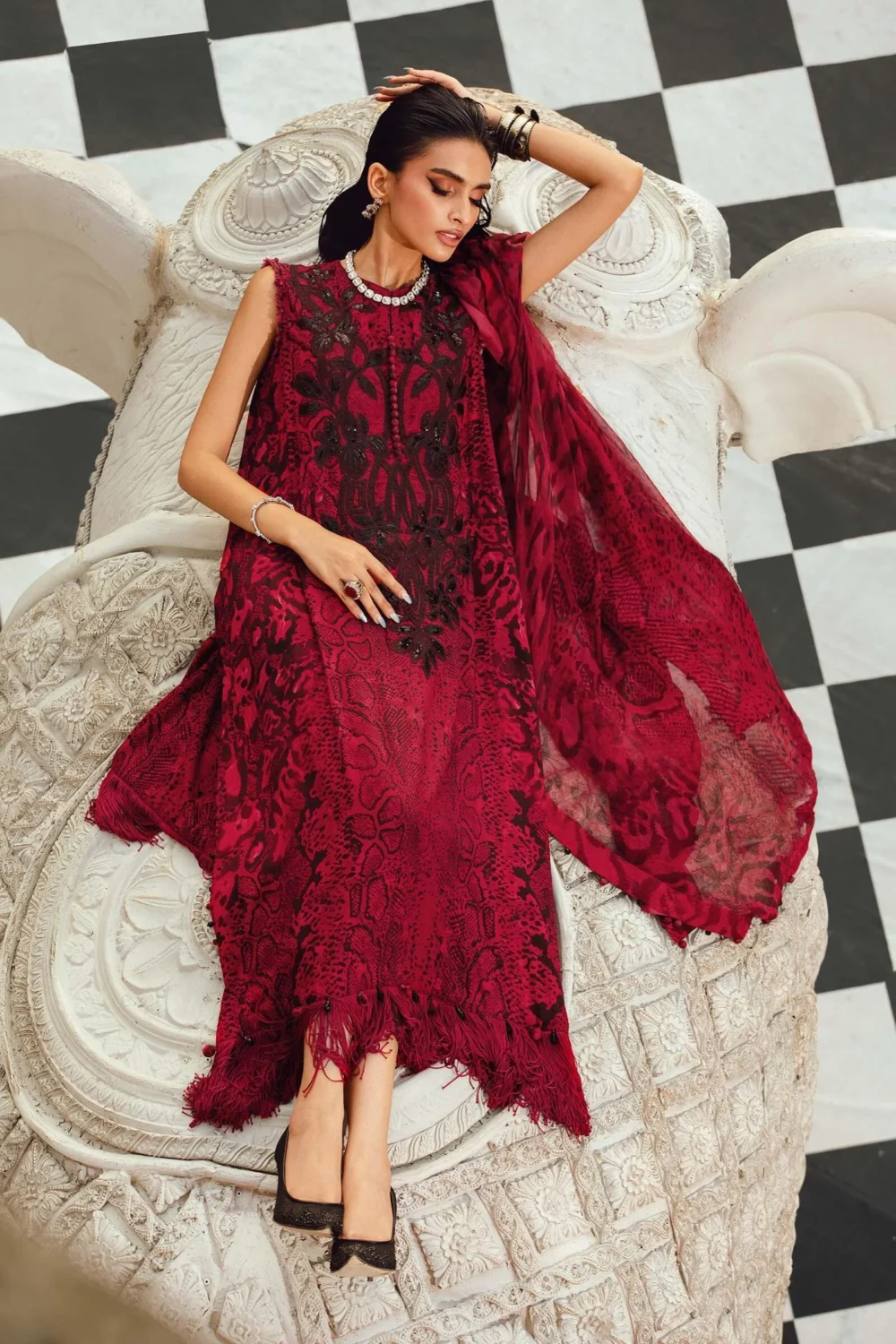 M.Prints Fall Edit MPT-2702-A – Beige & Black Linen Salwar Kameez & Dupatta, perfect for casual or office wear.