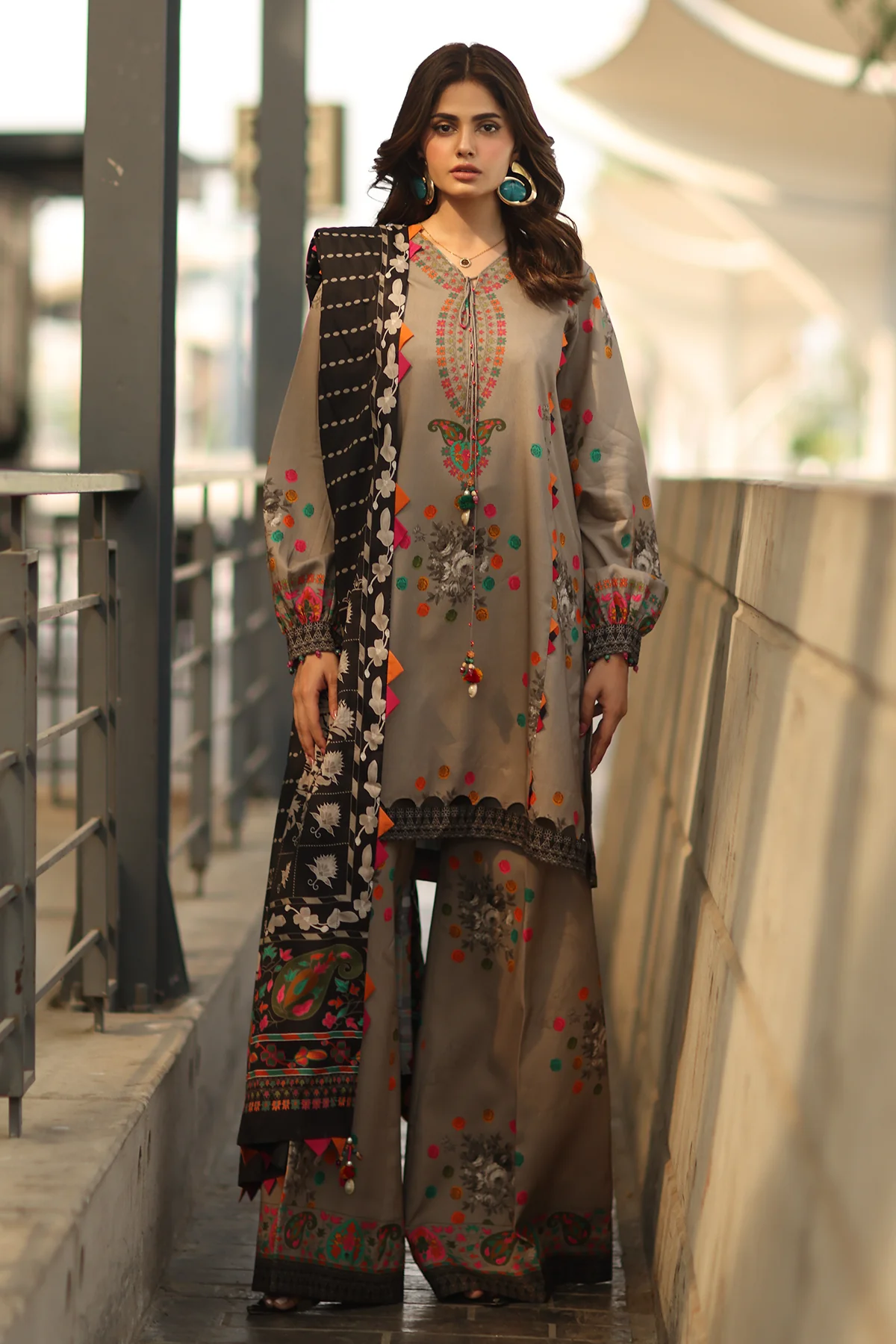 Charizma C-Prints 3-Piece Printed Linen suit CPW5-13 Charizma C-Prints 3-Piece Printed Linen Suit | CPW5-13 – Pakistani Designer Outfit for Winter Wear