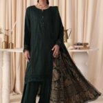 The stylish Dastaan By Riaz Arts | DS-10 features premium embroidered leather peach fabric paired with a jacquard shawl for cosy winter elegance. Perfect for UK office and everyday wear.