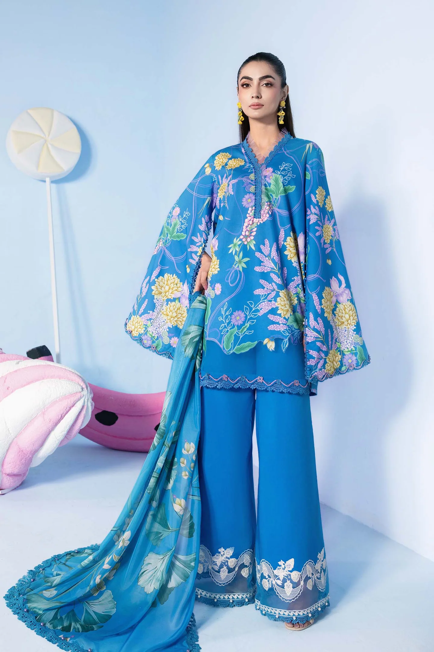 M Basics Spring Summer Unstitched Lawn-13b Maria B M Basics Spring Summer Unstitched Lawn-13b Indigo 3-piece embroidered & printed lawn suit UK