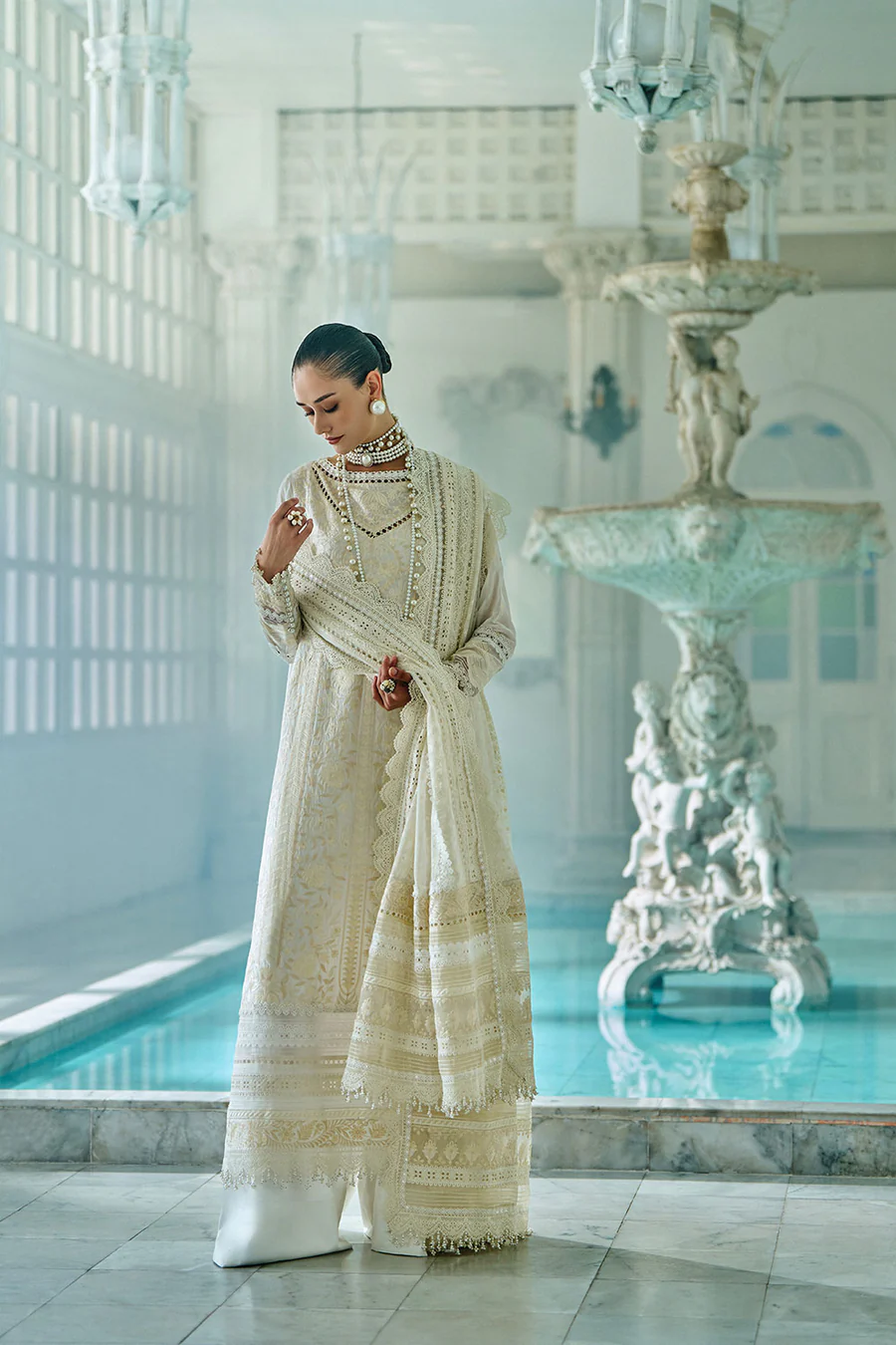 Sobia Nazir Unstitched Lawn Eid Edition-9a Sobia Nazir Unstitched Lawn Eid Edition-9a embroidered lawn suit with cotton trouser & printed dupatta UK