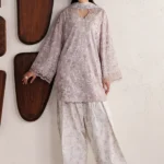 Iznik Embroidered Lawn Suit IBE-07 lilac Pakistani lawn suit with chiffon dupatta and organza embroidery, full front look